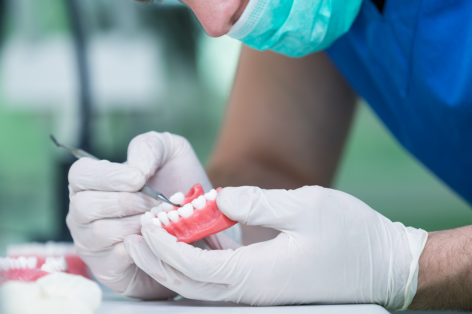 A Comprehensive Guide to Dentures and Partials in Kenmore, WA: Restoring Smiles and Confidence