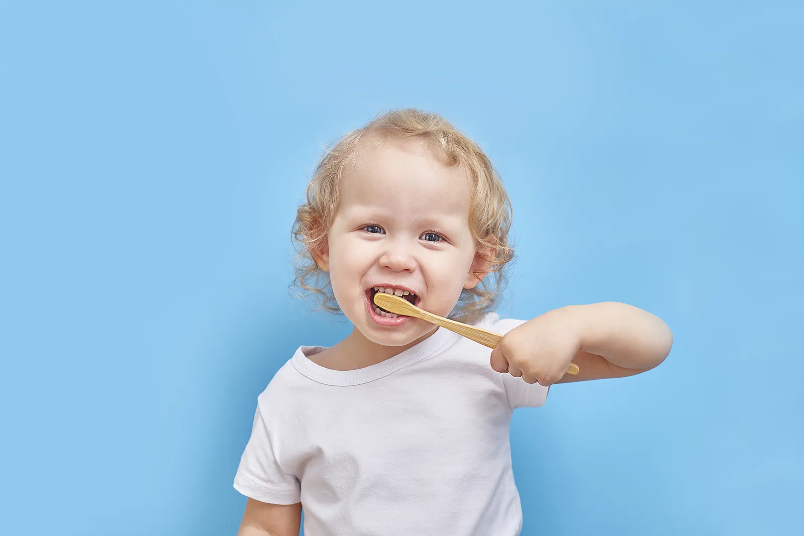 5 Tips for Teaching Kids to Brush